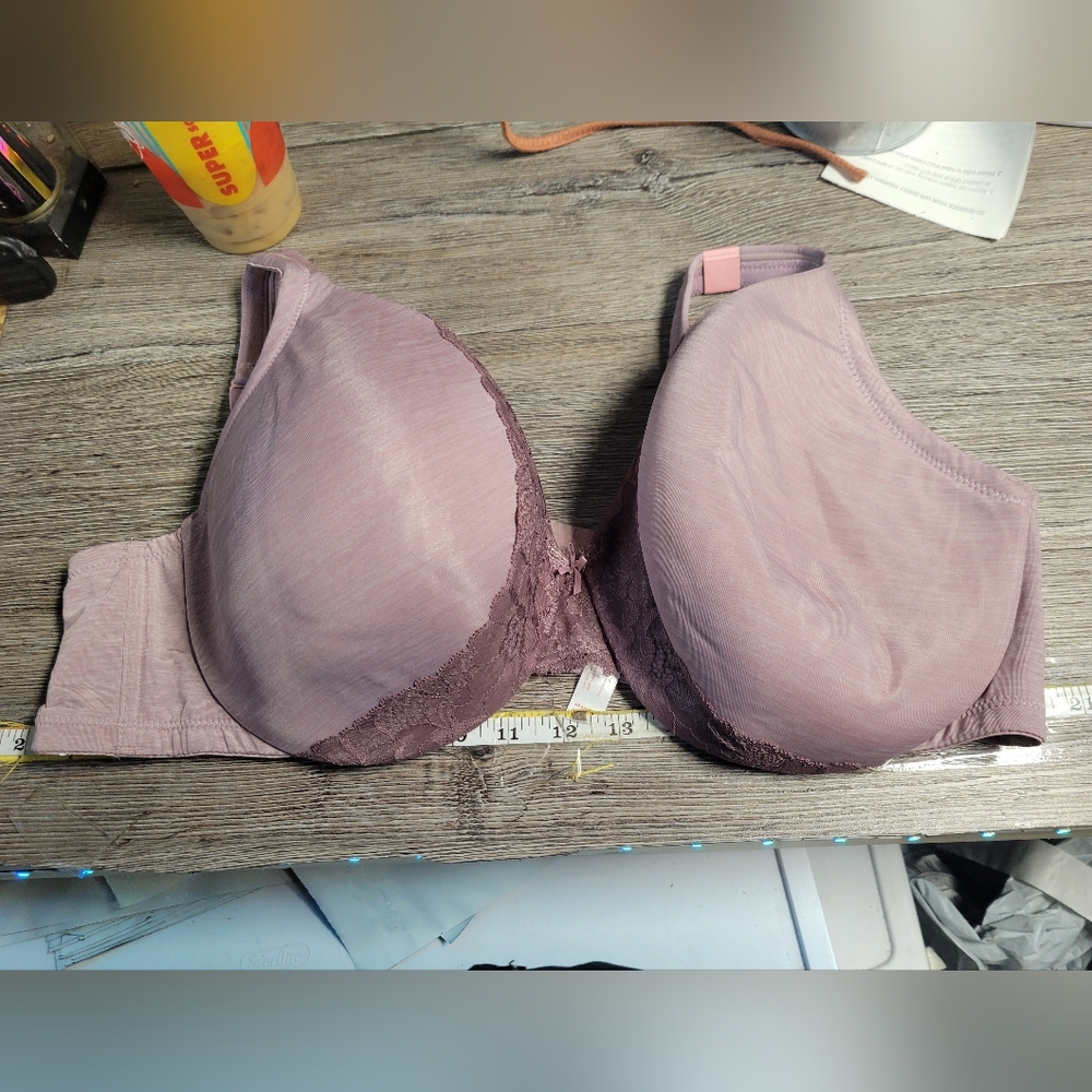 Cacique NWOT Purple Bra Lightly Lined Full Coverage Size‎ 44D